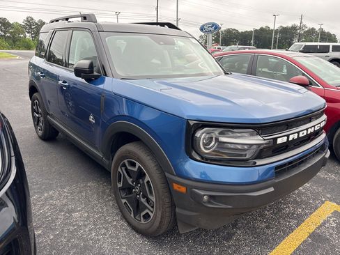 Used 2024 Ford Bronco Sport Outer Banks AWD/4WD image 2