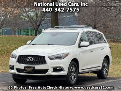 Used 2019 INFINITI QX60 Luxe w/ Essential Package