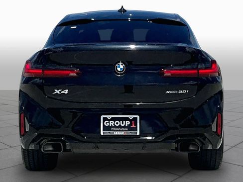 Used 2024 BMW X4 xDrive30i w/ Premium Package AWD/4WD image 4