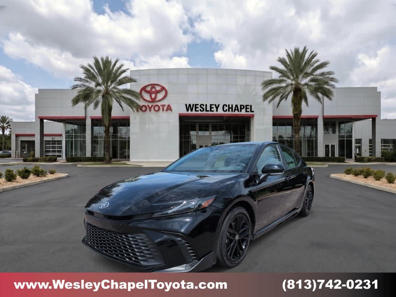 Used 2026 Toyota Camry SE w/ Convenience Package FWD image 1