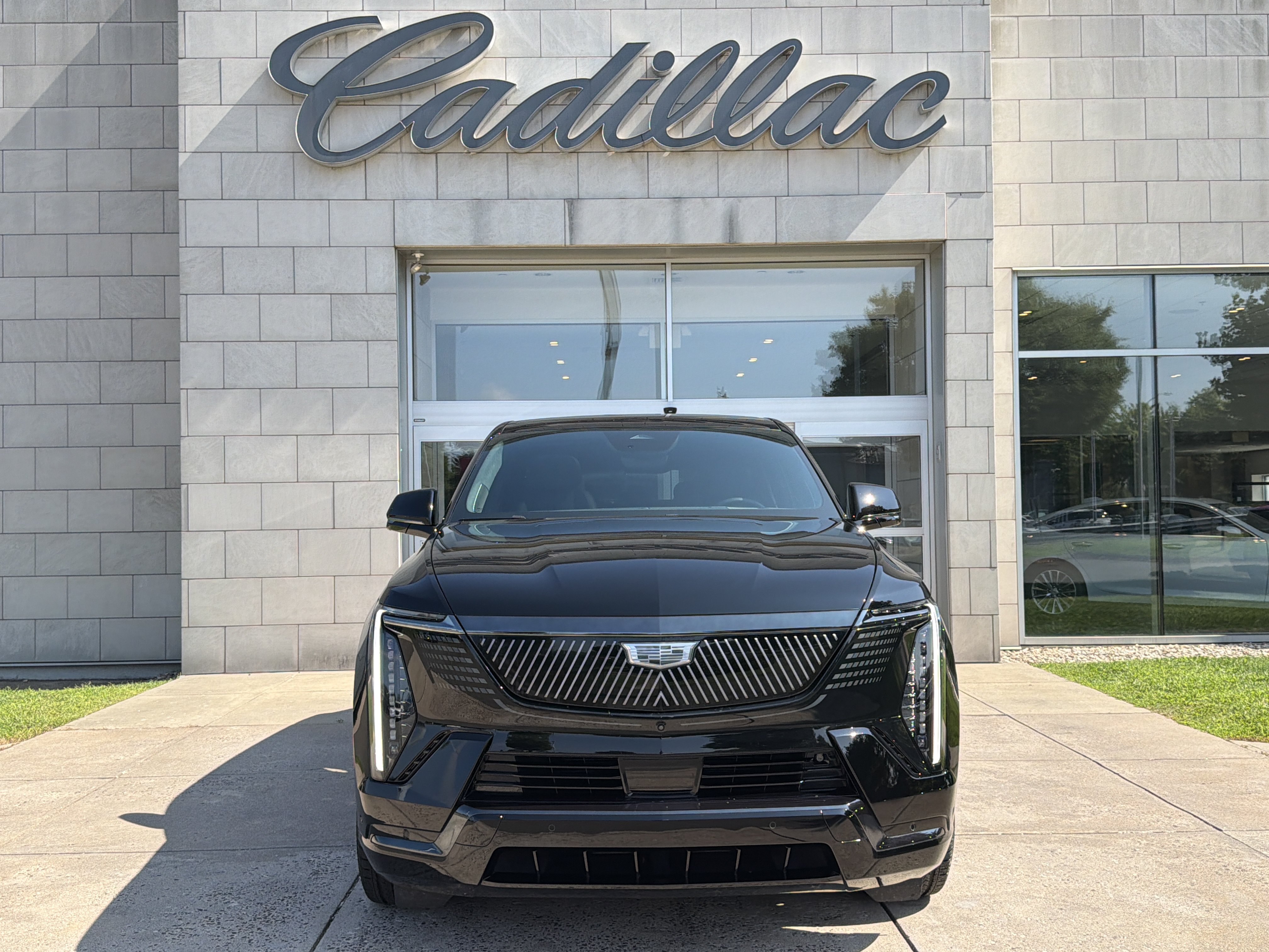 Used 2025 Cadillac Escalade IQ Sport 2 AWD/4WD image 13