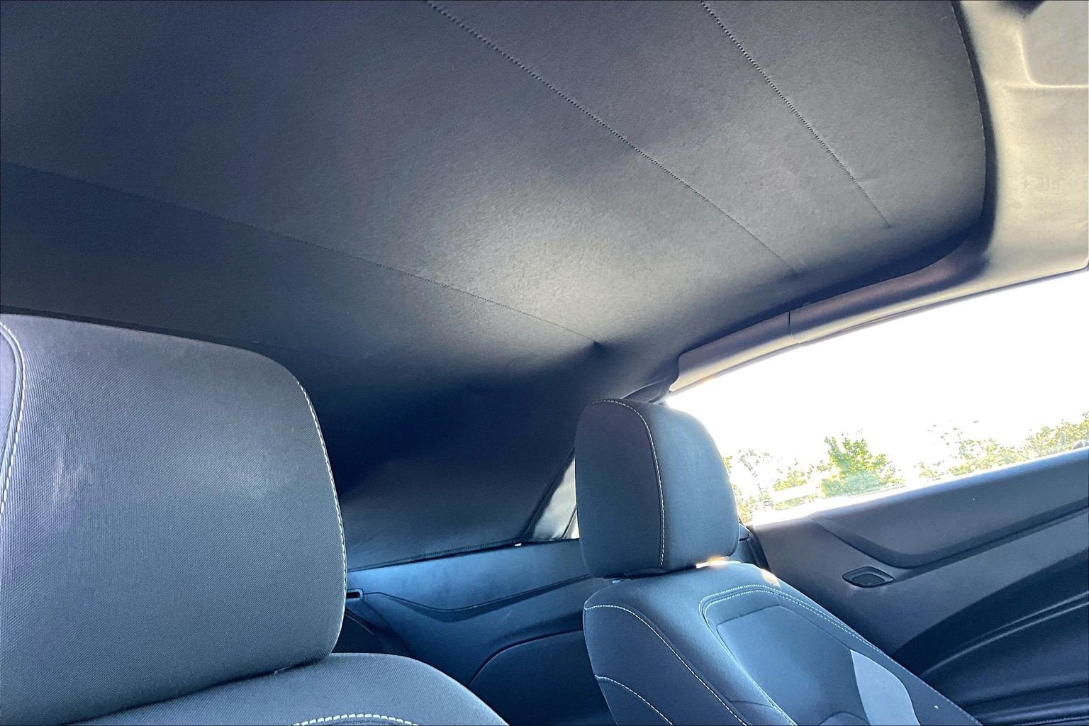 Used 2020 Chevrolet Camaro LT RWD image 26