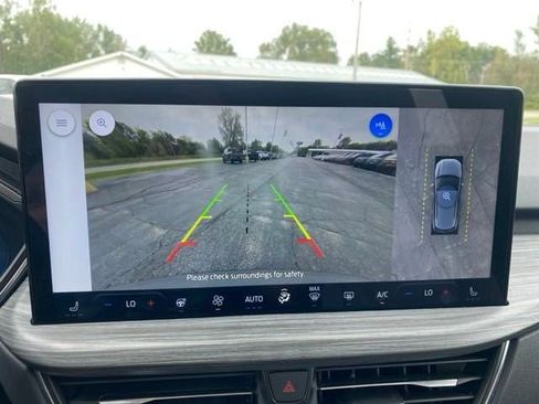 New 2024 Ford Escape Platinum w/ Premium Technology Package image 27