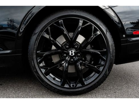 Used 2023 Bentley Continental GT V8 image 7