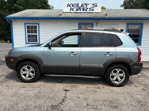Used 2009 Hyundai Tucson SE FWD image 3