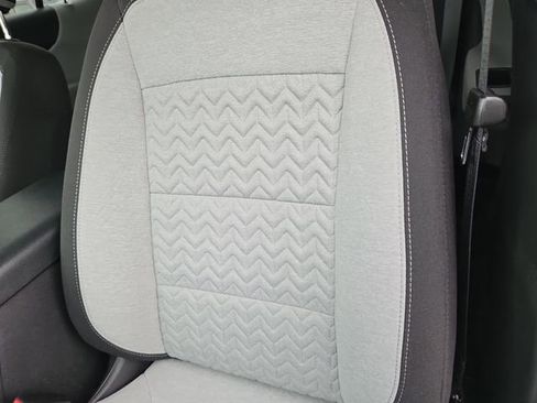 Used 2022 Chevrolet Equinox LS w/ LS Convenience Package image 13