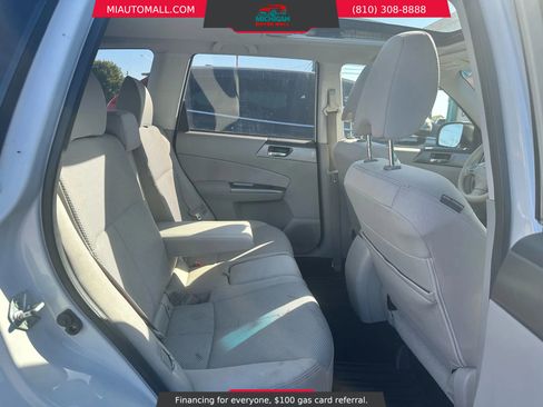 Used 2012 Subaru Forester 2.5X Premium w/ All-Weather Pkg image 10