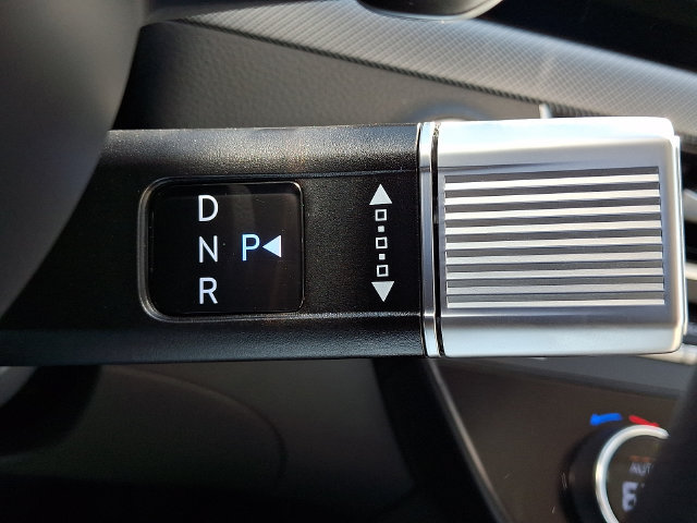 Certified 2025 Hyundai Sonata SEL AWD/4WD image 10