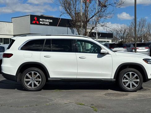 Used 2022 Mercedes-Benz GLS 450 4MATIC image 3