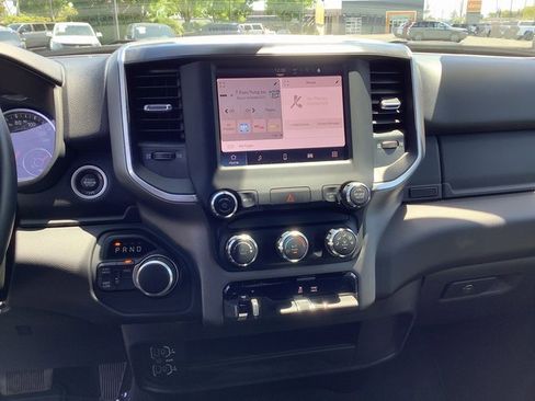 Used 2024 RAM 2500 Big Horn w/ Bed Utility Group image 17