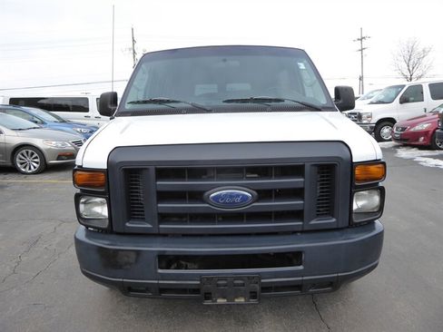 Used 2013 Ford E-350 and Econoline 350 XL image 2