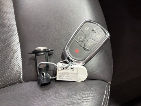 Used 2023 Cadillac XT5 Premium Luxury AWD/4WD image 29