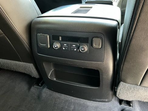 Used 2019 GMC Yukon Denali AWD/4WD image 22