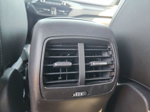 Used 2025 Ford Escape ST-Line AWD/4WD image 10