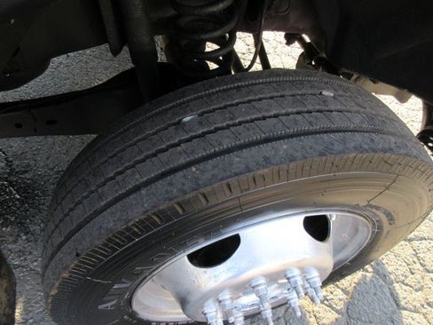 Used 2011 Ford F450 XL w/ PWR Equipment Group RWD image 24