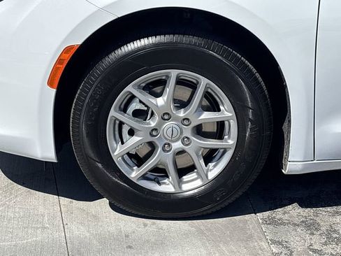 New 2026 Chrysler Voyager LX FWD image 10