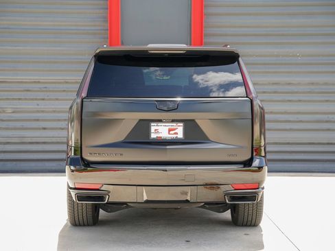 Used 2023 Cadillac Escalade Sport Platinum RWD image 10