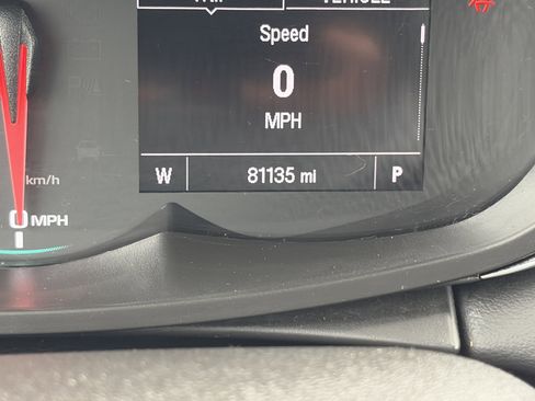 Used 2019 Chevrolet Trax LT w/ LT Convenience Package AWD/4WD image 25
