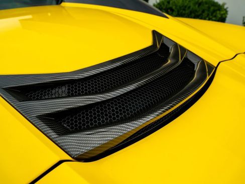 Used 2025 Chevrolet Corvette E-Ray AWD/4WD image 18