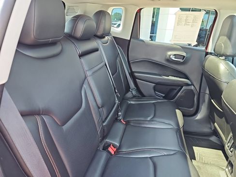 Used 2018 Jeep Compass Limited w/ Navigation Group AWD/4WD image 25