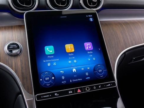 New 2025 Mercedes-Benz GLC 300 4MATIC image 23