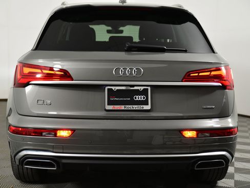 Certified 2023 Audi Q5 2.0T Premium w/ Convenience Package image 8