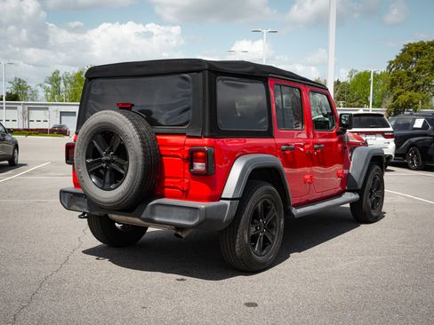 Used 2018 Jeep Wrangler Unlimited Sport S image 9
