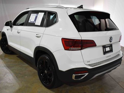 Used 2022 Volkswagen Taos SE image 7