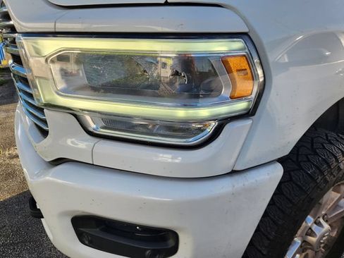 Used 2023 RAM 2500 Laramie AWD/4WD image 6
