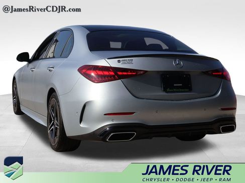 Used 2024 Mercedes-Benz C 300 4MATIC Sedan image 3