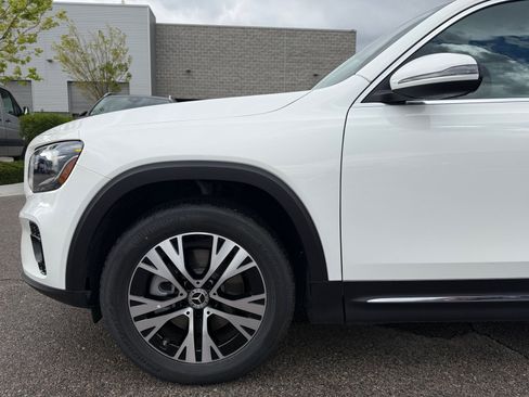 Certified 2026 Mercedes-Benz GLB 250 4MATIC image 24