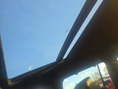 Used 2023 Jeep Wagoneer Series III w/ Convenience Group I image 21