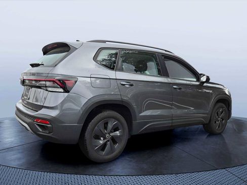 Used 2025 Volkswagen Taos S FWD image 6