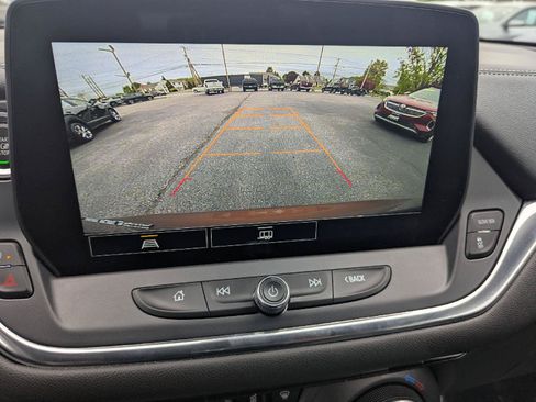 Used 2023 Chevrolet Blazer LT AWD/4WD image 16