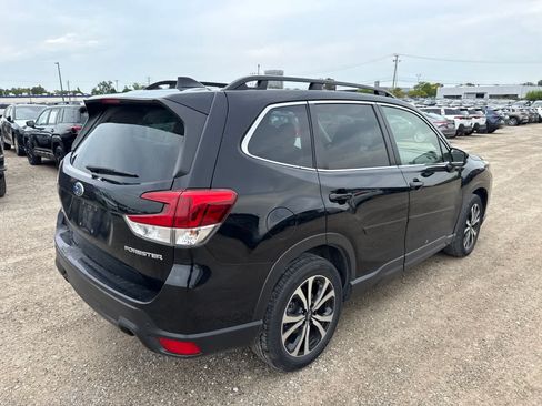 Used 2023 Subaru Forester Limited AWD/4WD image 3
