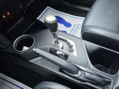 Used 2013 Toyota RAV4 Limited image 21