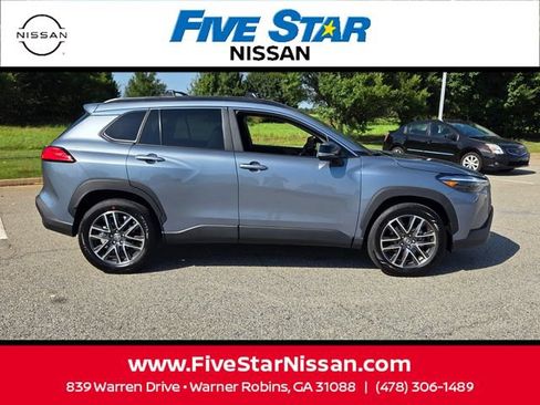 Used 2026 Toyota Corolla Cross XLE w/ Convenience Package FWD image 16