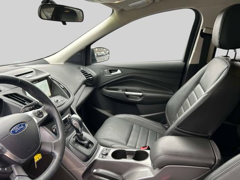 Used 2016 Ford Escape SE w/ SE Leather Comfort Package image 22