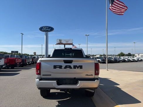 Used 2026 RAM 2500 Big Horn AWD/4WD image 4
