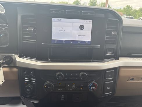 Used 2024 Ford F450 XLT w/ 360-Degree Camera Package AWD/4WD image 7