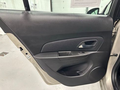 Used 2015 Chevrolet Cruze LT FWD image 37