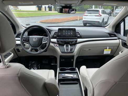 Used 2026 Honda Odyssey EX-L image 32