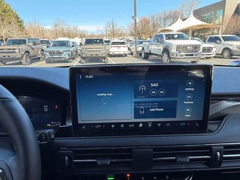 New 2026 Lincoln Corsair Reserve image 17