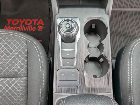 Used 2025 Ford Escape Active w/ Cold Weather Package AWD/4WD image 29