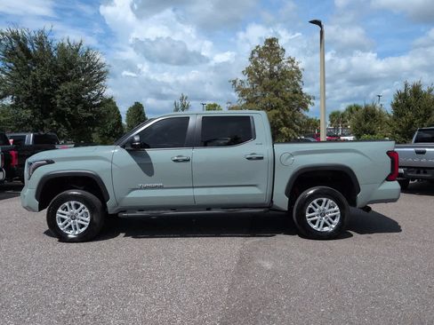 Used 2026 Toyota Tundra SR5 w/ SR5 Premium Package AWD/4WD image 3