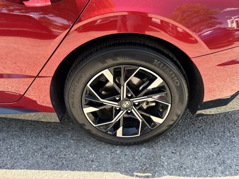 Used 2025 Hyundai Sonata SEL FWD image 6