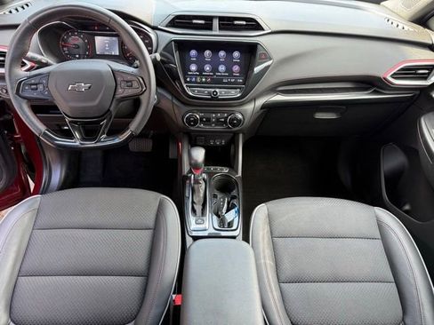 Used 2023 Chevrolet TrailBlazer RS w/ Convenience Package image 19