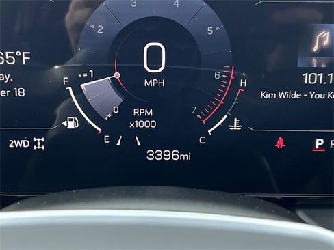 Used 2025 GMC Terrain Elevation image 12