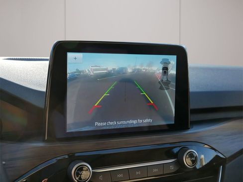 Used 2020 Ford Escape Titanium image 27