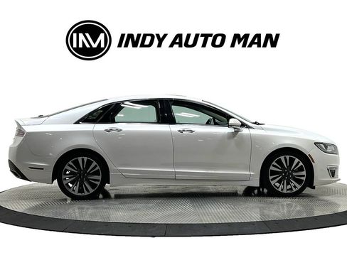 Used 2018 Lincoln MKZ Reserve w/ Climate Package FWD image 3